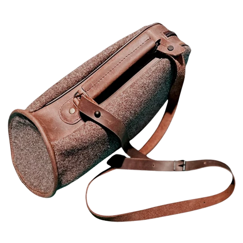 Jagdhorntasche aus Wollfilz mit Leder