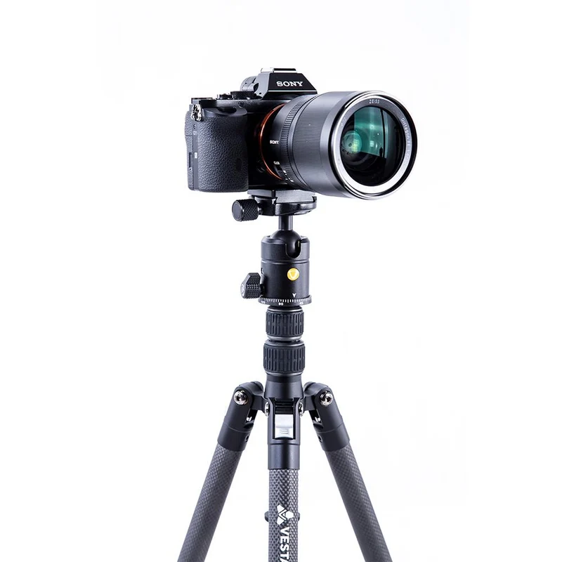 Vanguard Vesta TB 235CB - Trípode de viaje de carbono