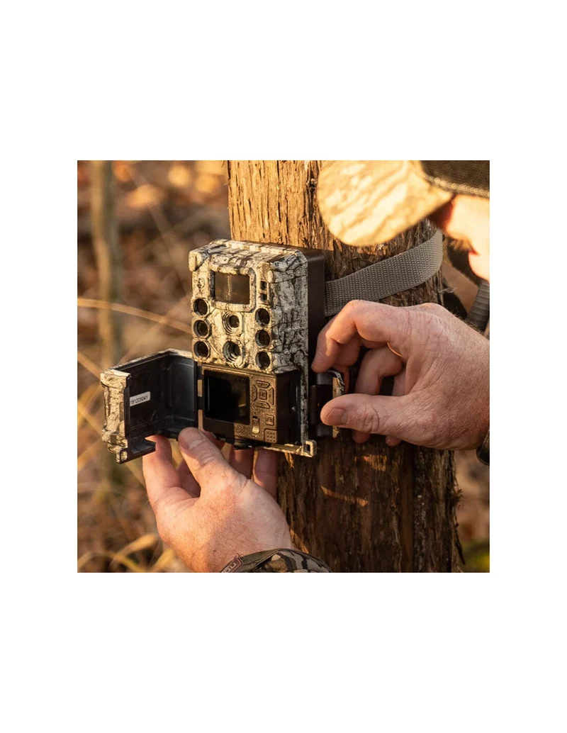 Cámara BUSHNELL Core DS-4K No-Glow Treebark Camo