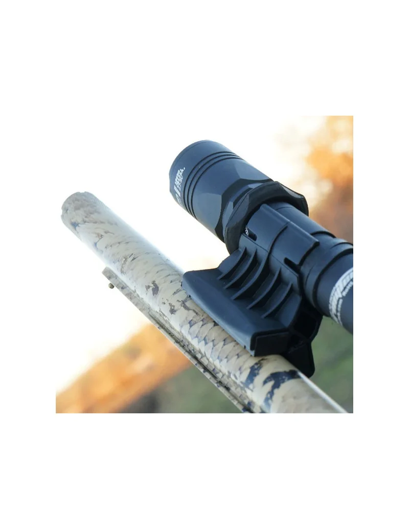 Montura magnética ARMYTEK AWM-03 para linterna
