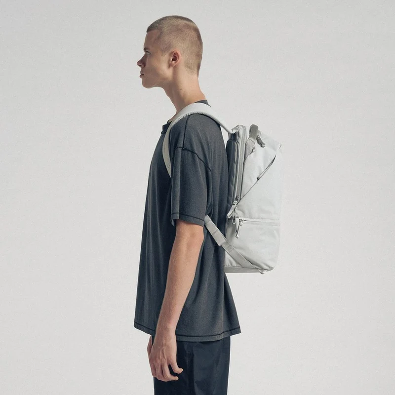 Urth Arkose 20L Sac à Dos + Appareil Photo Insert (Gris Cendré)