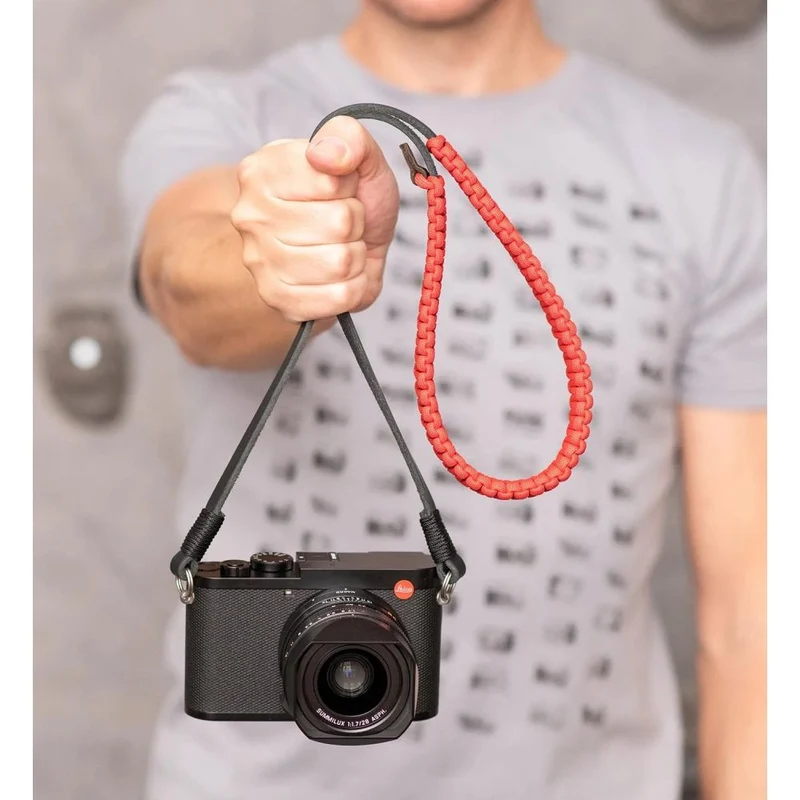 Leica 18897 Sangle en paracorde fabriquée par COOPH noir/rouge 100 cm