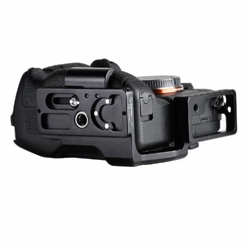 Sunwayfoto L-Plate pour Sony A7RIV poignée incluse