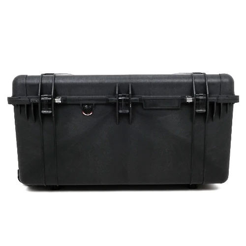 Peli™ 1690 Valise de protection noire avec mousse
