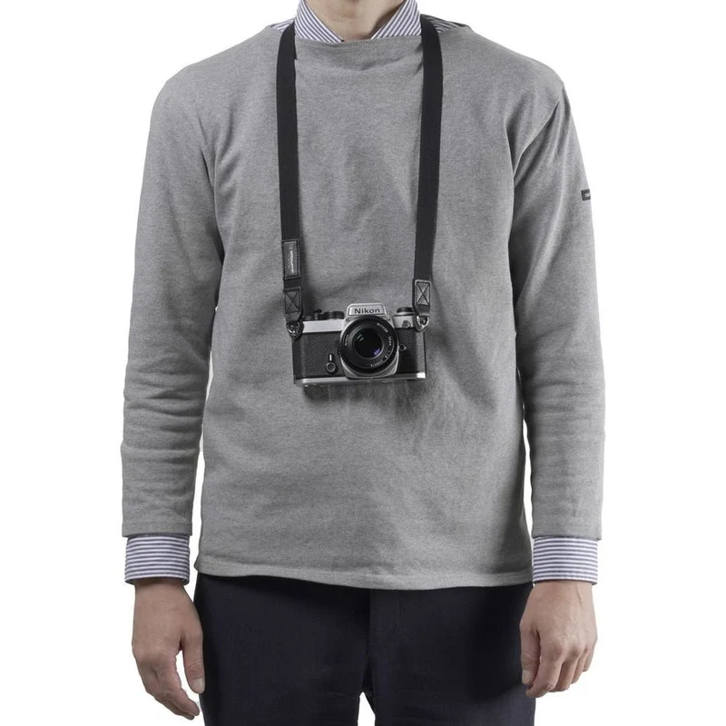 Artisan & Artist ACAM 102A appareil photo strap noir