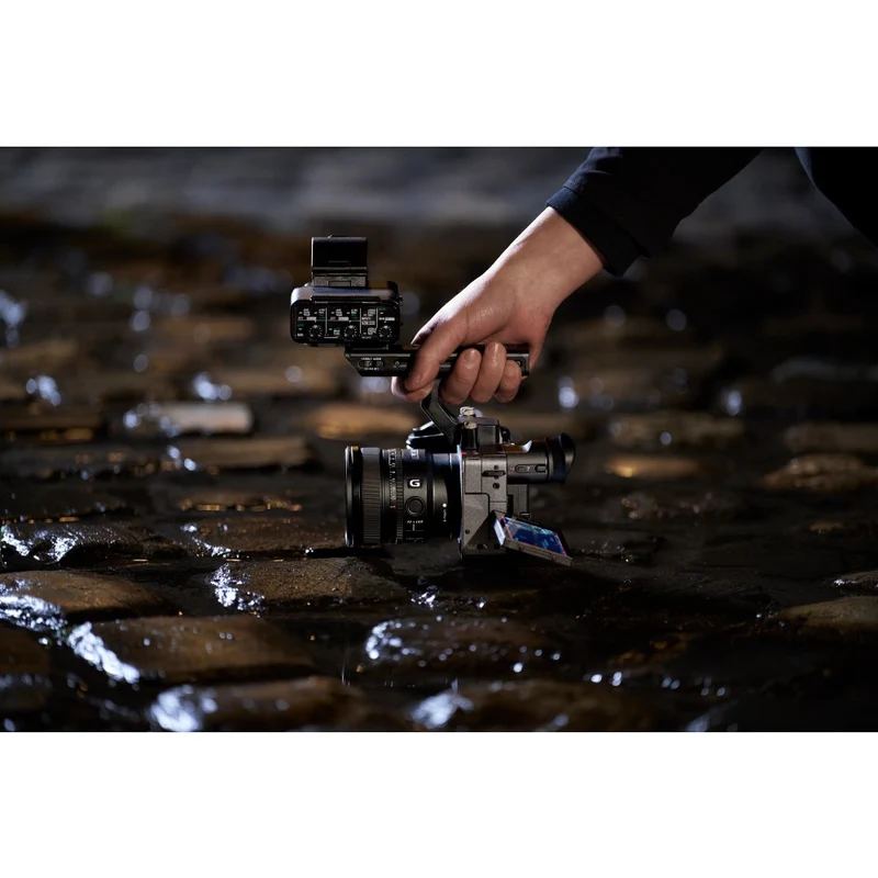 Sony FX2 Boîtier Nu Cinema Line + XLR handle unit